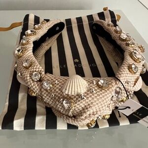 LELE SADOUGHI Shellona Crystal  Silver Sand Knotted Headband